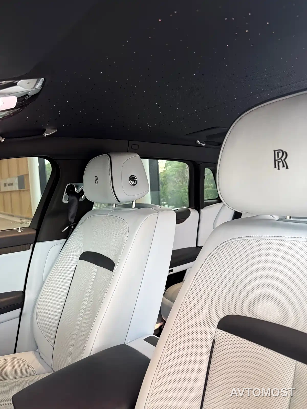 Rolls-Royce Ghost 2021 6.7T Long Wheelbase — фото 8