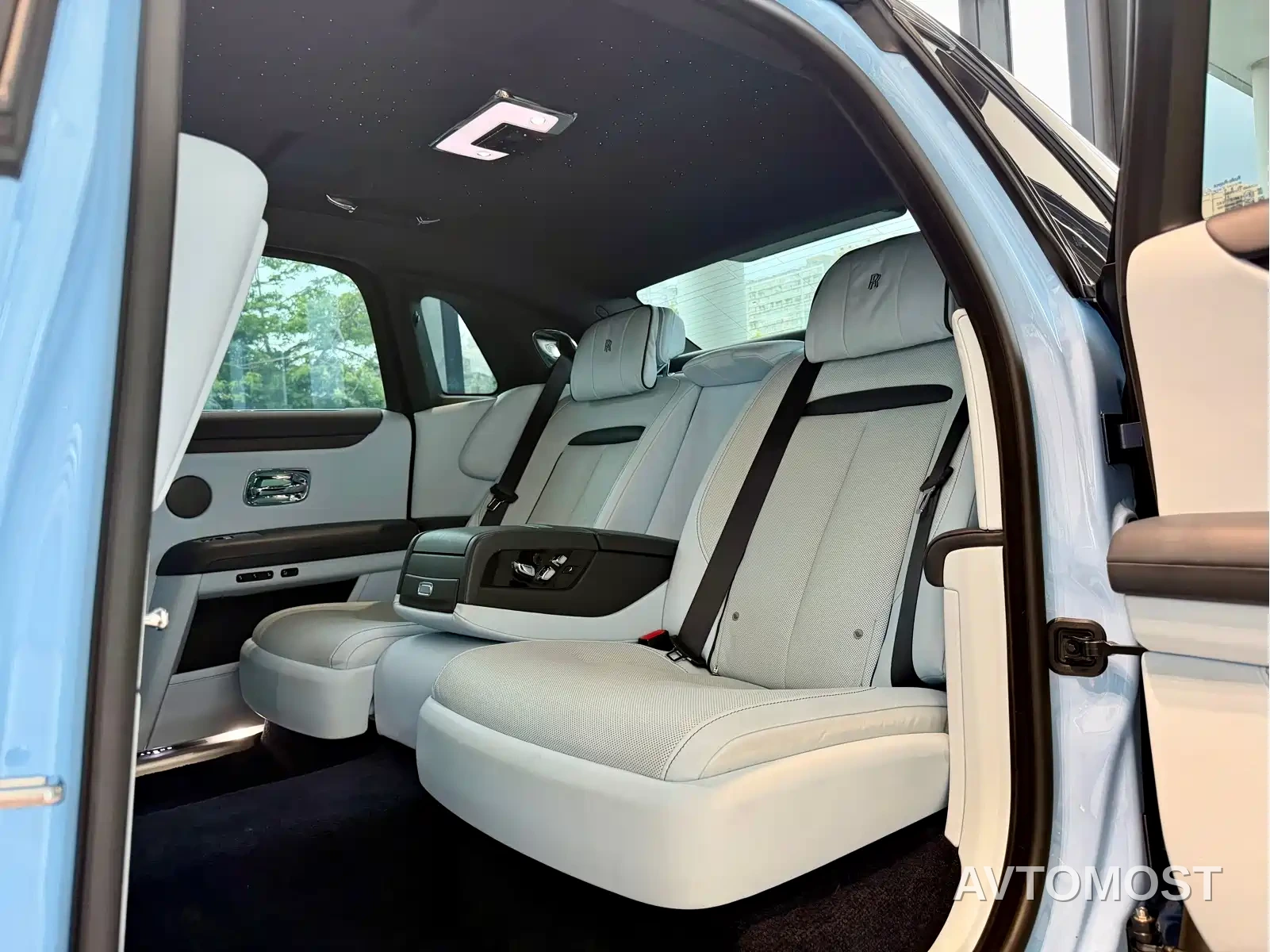 Rolls-Royce Ghost 2021 6.7T Long Wheelbase — фото 9