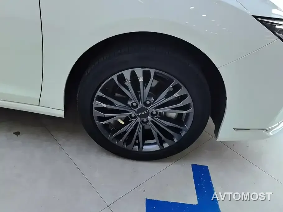 Dongfeng Aeolus Yixuan MAX 2021 Super Dad Hybrid Edition — фото 6