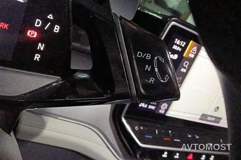 Volkswagen ID.6 CROZZ 2021 Standard Range PURE Edition — фото 15