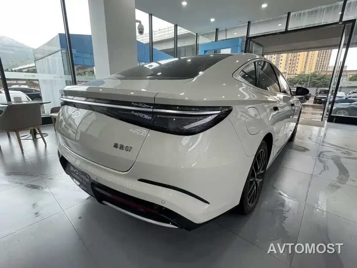 BYD Seal 07 DM-i 2025 Model DM-i 1.5L 125km Luxury — фото 11