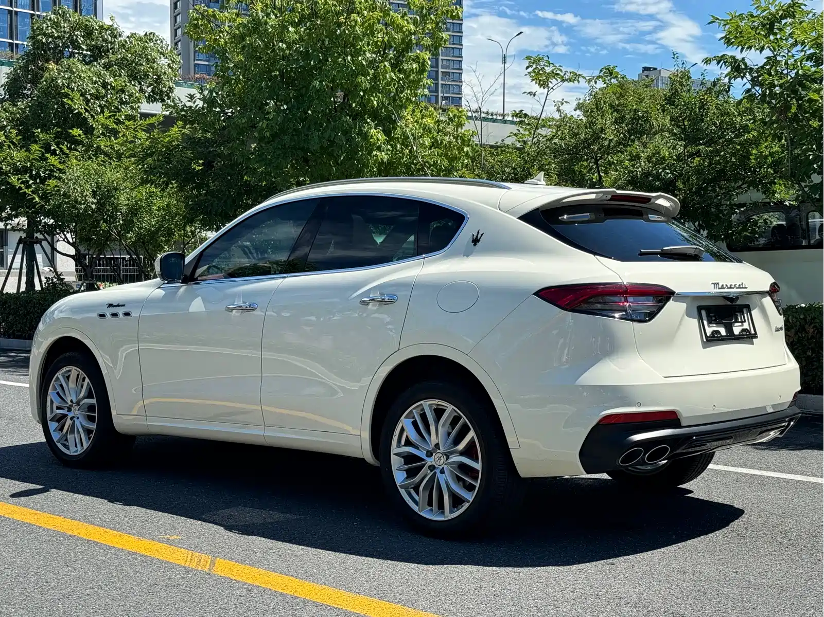 Maserati Levante 2022 3.0T Modena — фото 12
