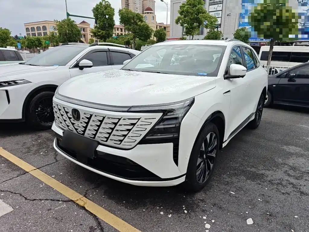 Changan CS75 PLUS 2025 4th Gen UItra 2.0T New Blue Whale Smart Power Type — фото 2