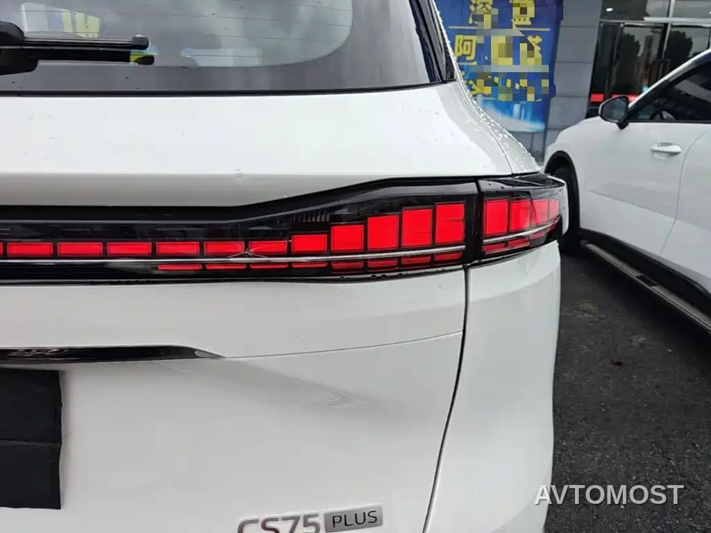 Changan CS75 PLUS 2025 4th Gen UItra 2.0T New Blue Whale Smart Power Type — фото 8