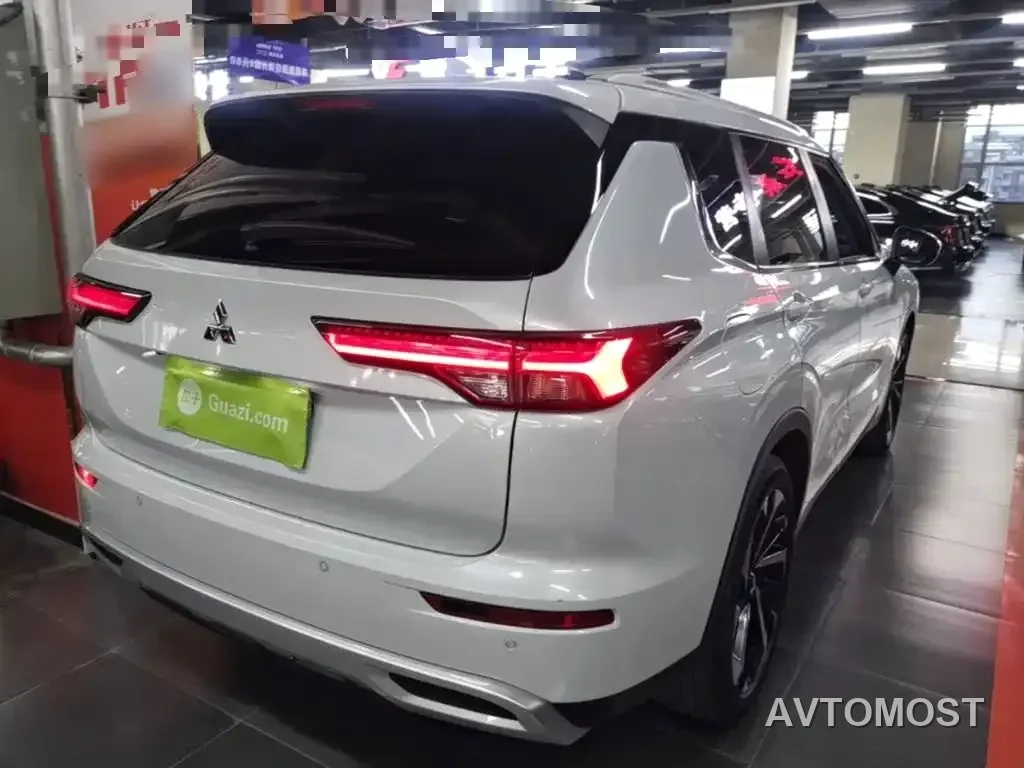 Mitsubishi Outlander 2023 1.5T CVT 4WD Excellence Edition 5-seater — фото 7