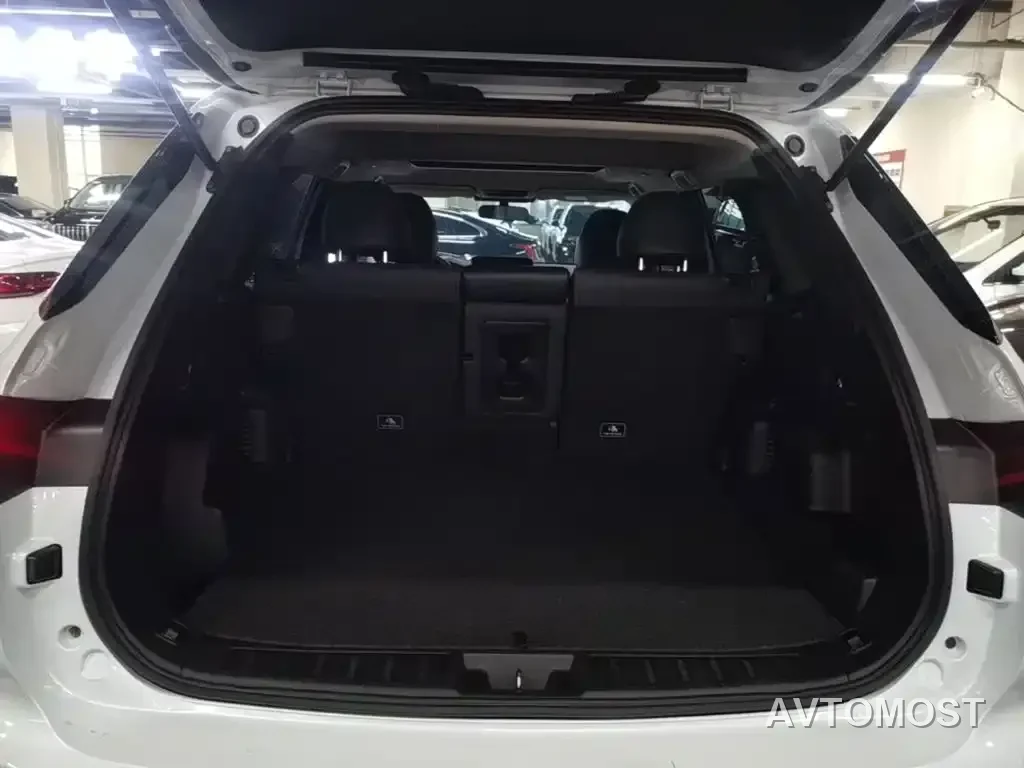 Mitsubishi Outlander 2023 1.5T CVT 4WD Excellence Edition 5-seater — фото 18