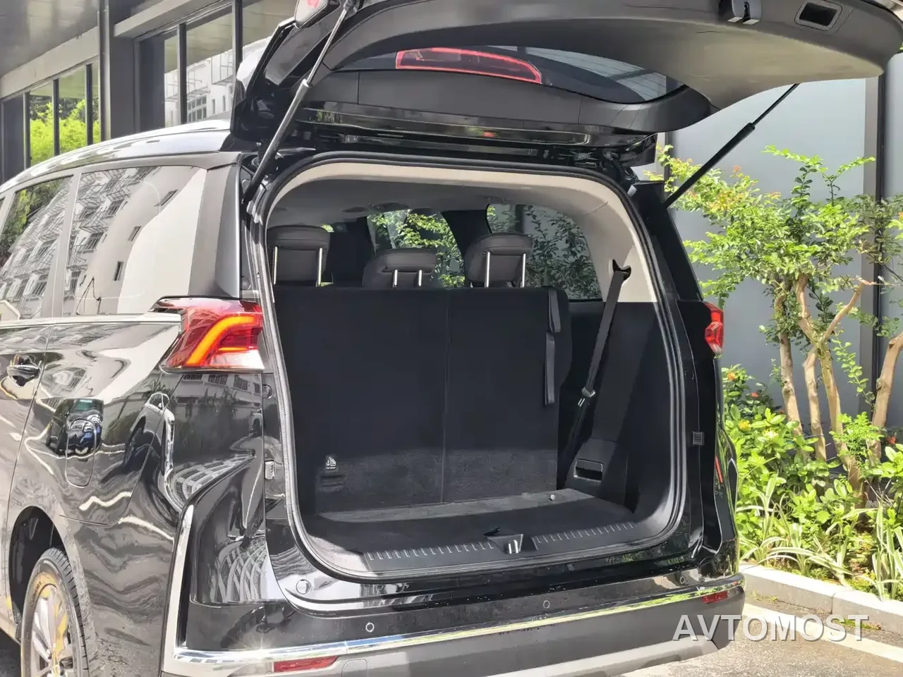 SAIC Maxus G50 PHEV 2025 Pilot Edition — фото 4