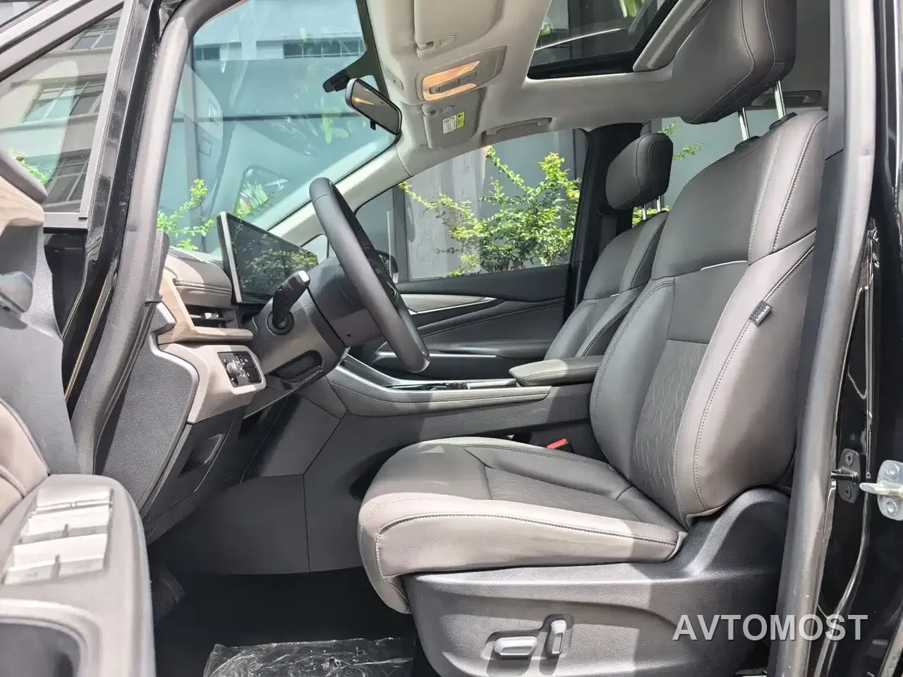 SAIC Maxus G50 PHEV 2025 Pilot Edition — фото 7