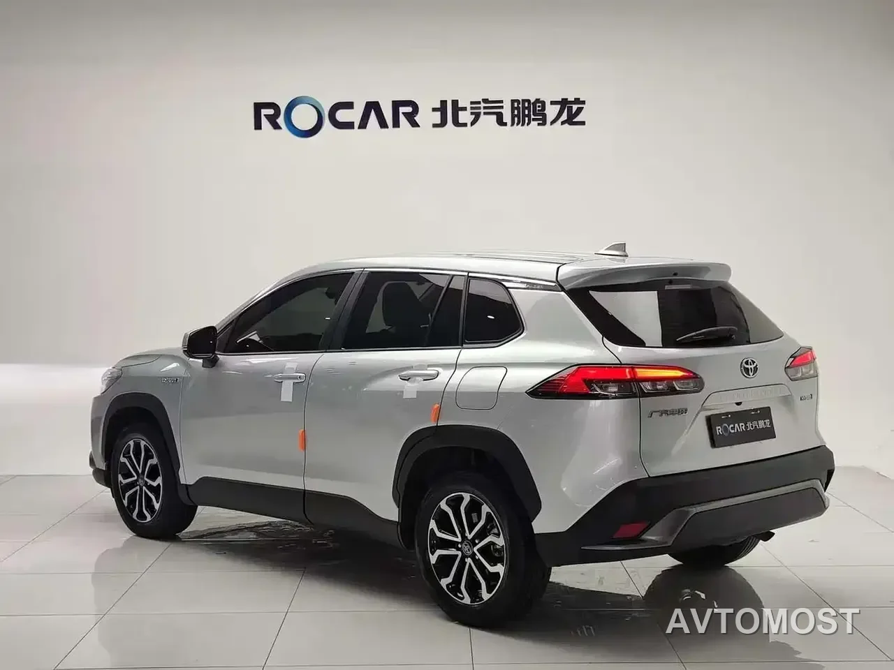 Toyota Frontlander 2023 2.0L Smart Hybrid Dual Engine Luxury Edition — фото 14