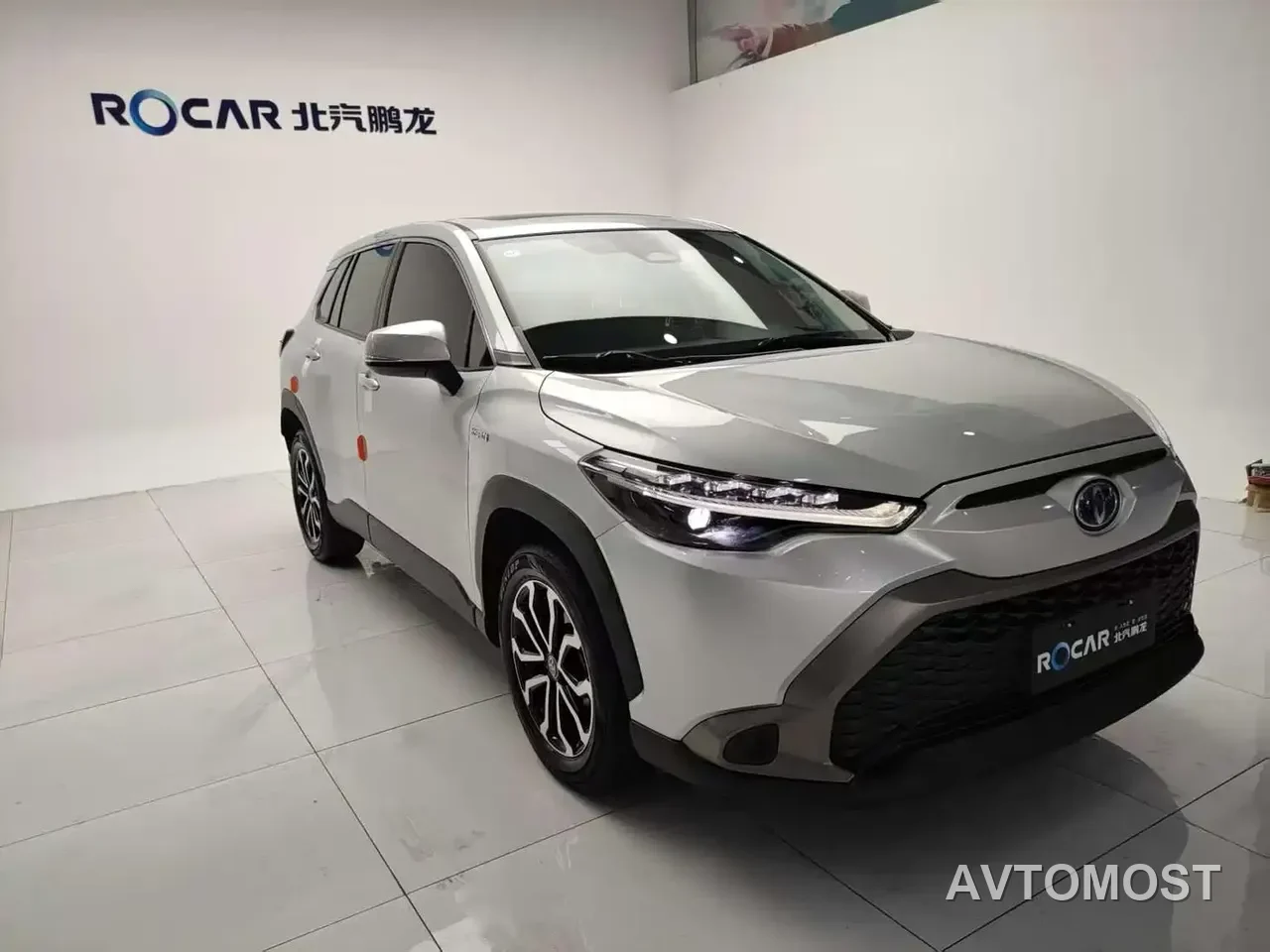Toyota Frontlander 2023 2.0L Smart Hybrid Dual Engine Luxury Edition — фото 18