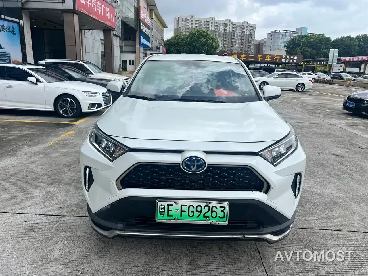 Toyota RAV4 Rongfang Dual Engine E+ 2021 2.5L 2WD Urban Pro — фото 2