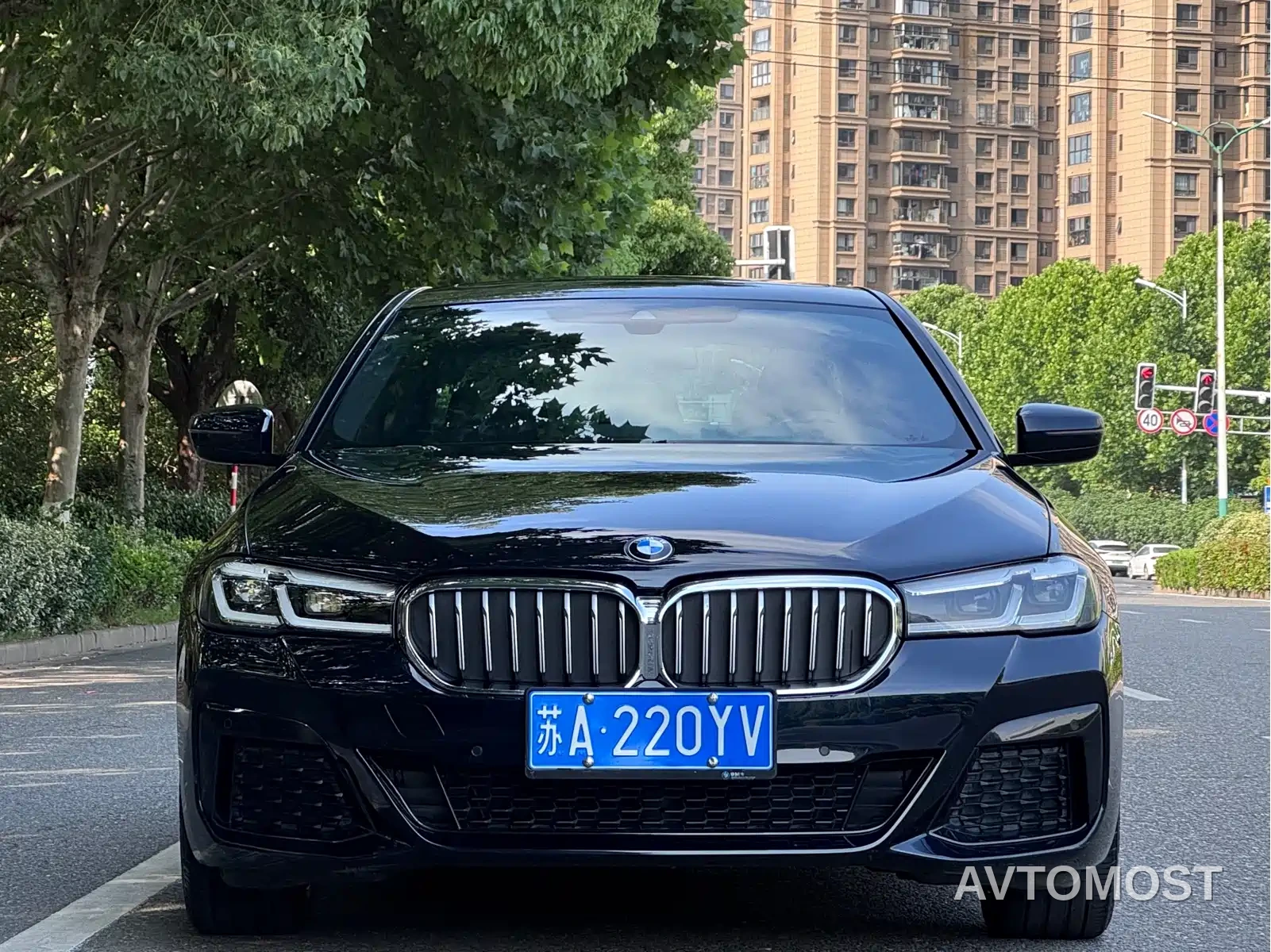 BMW 5 Series (Import) 2022 Model Second Facelift 530i M Sport Package — фото 2