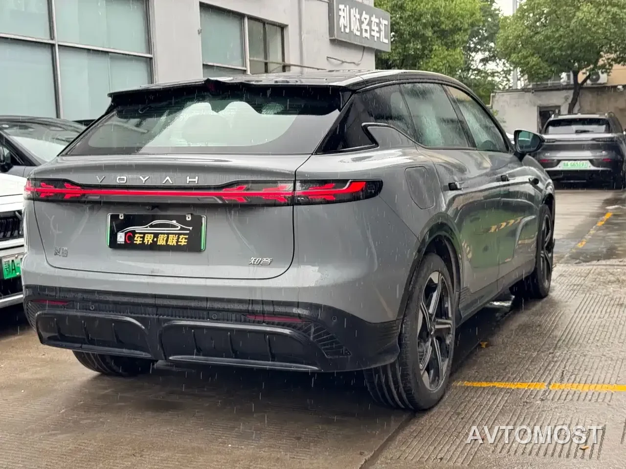 Voyah Zhiyin 2024 Long Range Super Charging Edition — фото 9