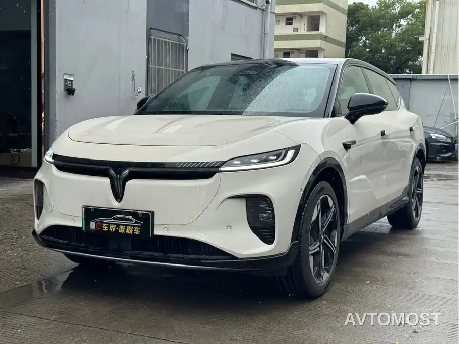 Voyah Zhiyin 2024 Long Range Super Charging Edition