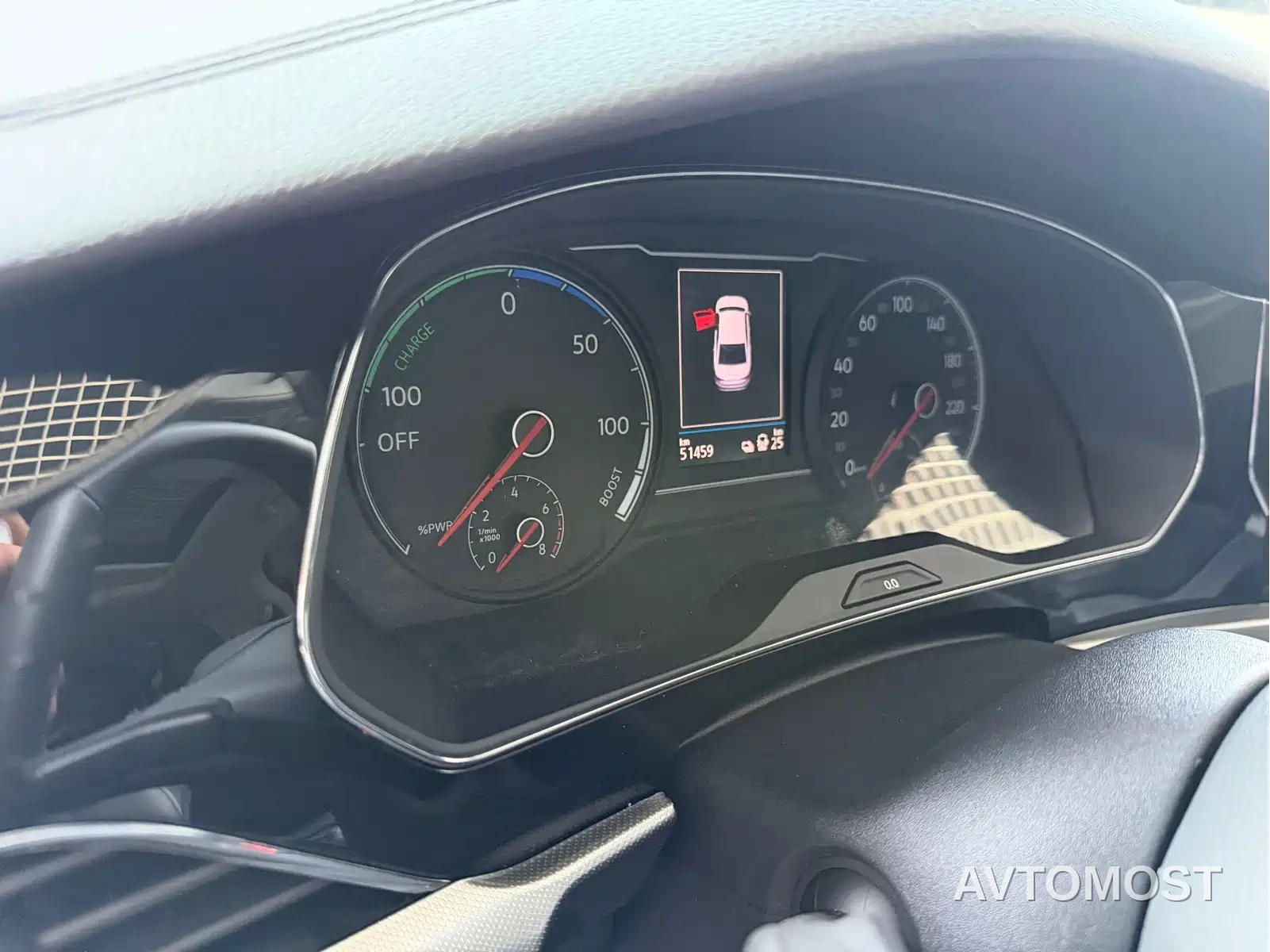 Volkswagen Passat New Energy 2022 430PHEV Hybrid Luxury Edition — фото 6