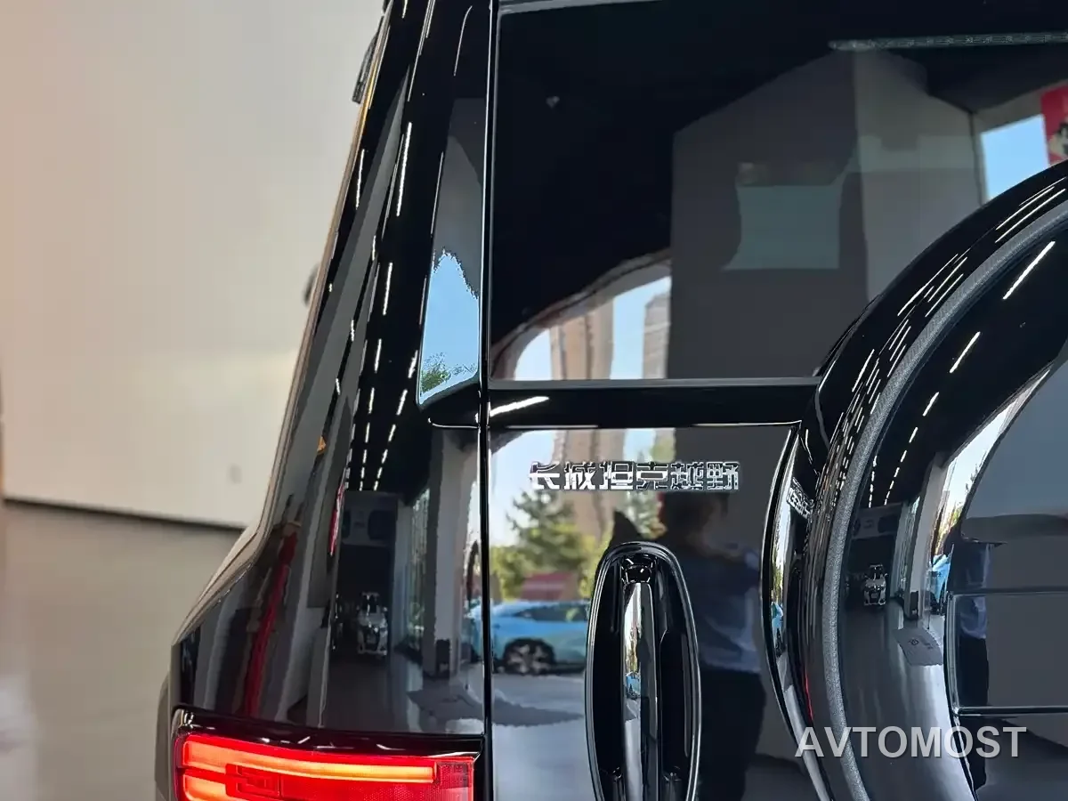 Tank 700 New Energy 2024 Hi4-T Extreme Edition — фото 23