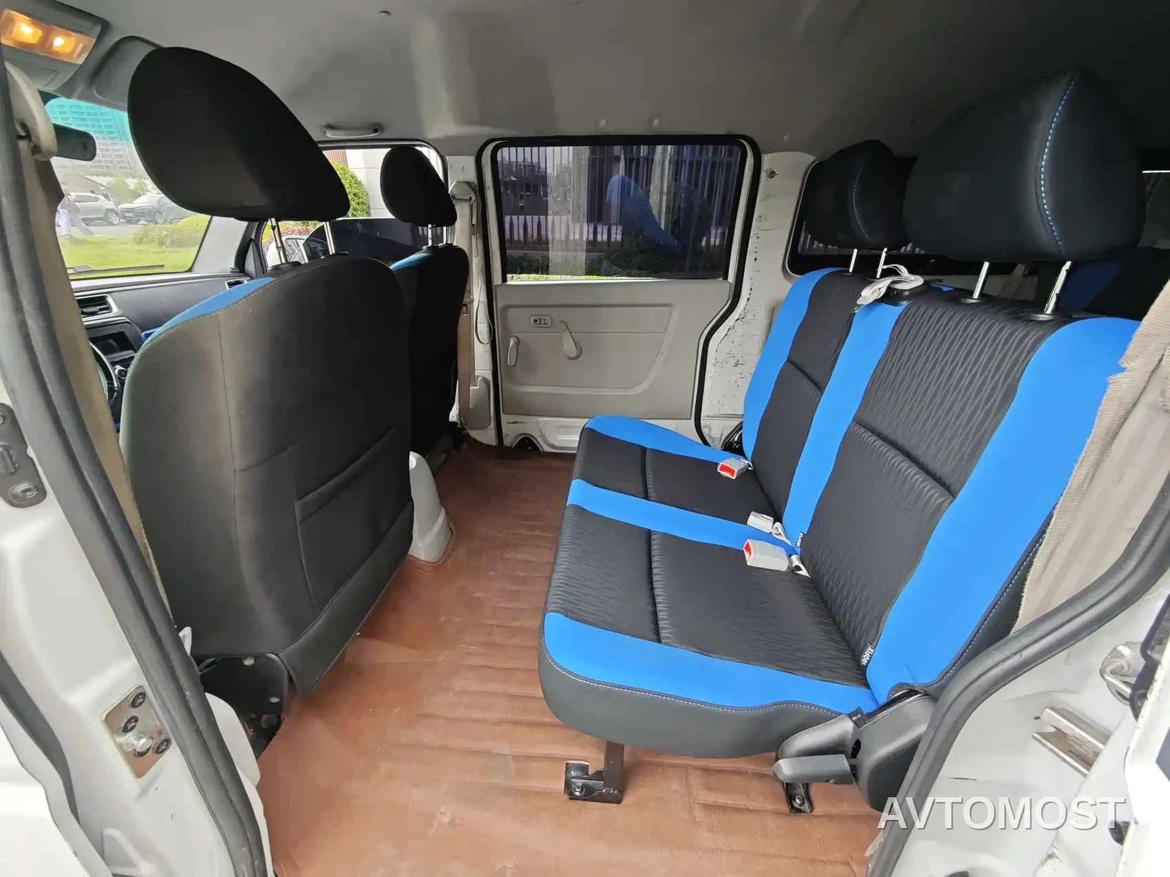 SRM Xinyuan Good Luck 2023 Model Voyage Edition Standard Passenger — фото 9