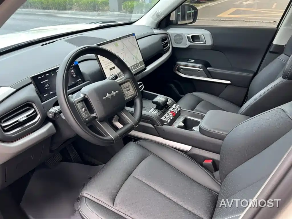 Fang Cheng Bao Titanium 3 2025 501KM RWD Smart Drive Pro — фото 8