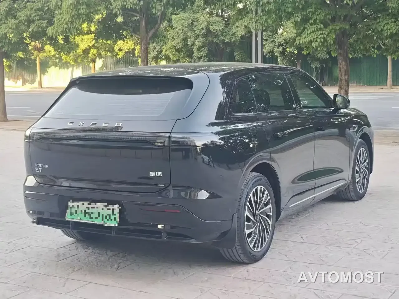 Exeed Exlantix ET 2024 Model Extended Range 200 Pro — фото 6