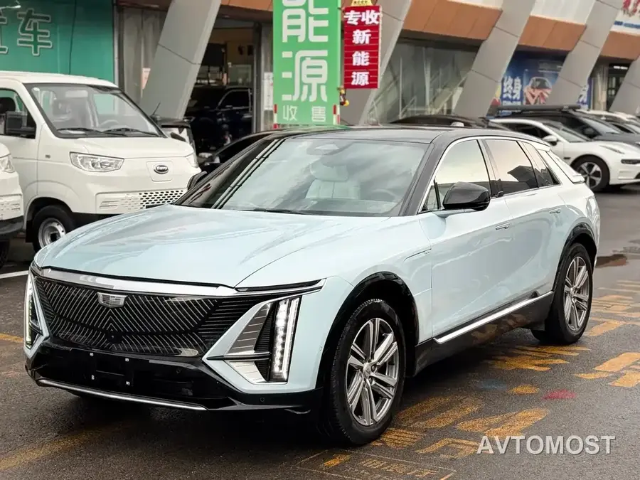 Cadillac IQ Rui Ge 2022 RWD Long Range Luxury Edition