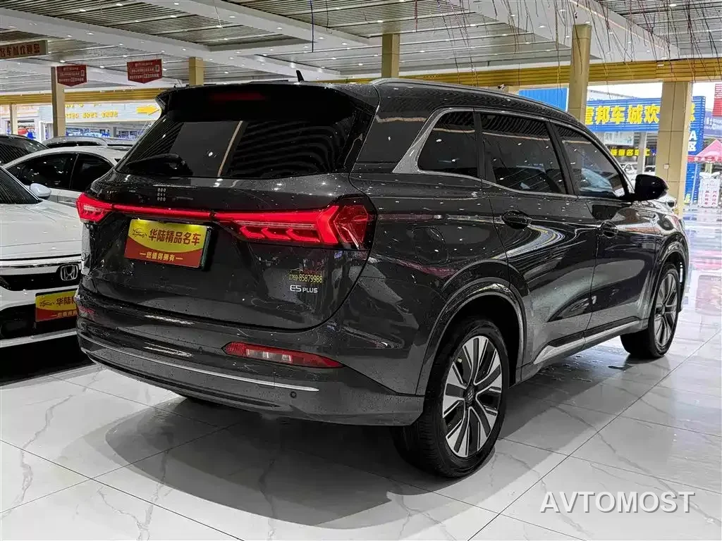 Landian E5 PLUS 2026 Model 165km Long Range First Enjoy Edition Max 5-seater — фото 4