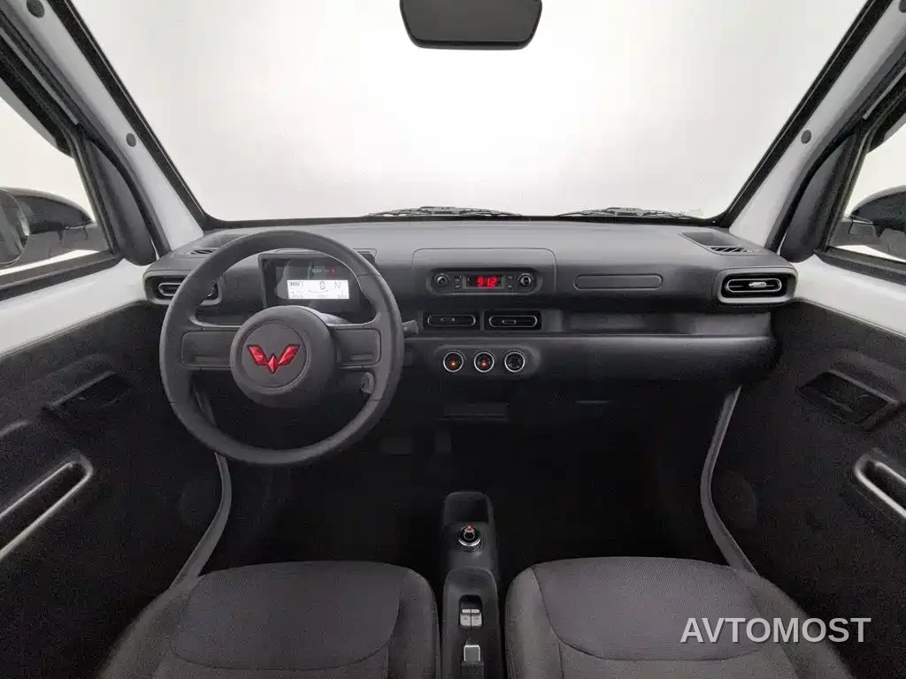 Wuling Zhiguang NEV 2025 Standard Version — фото 4