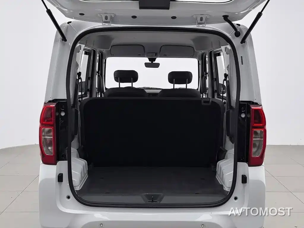 Wuling Zhiguang NEV 2025 Standard Version — фото 13