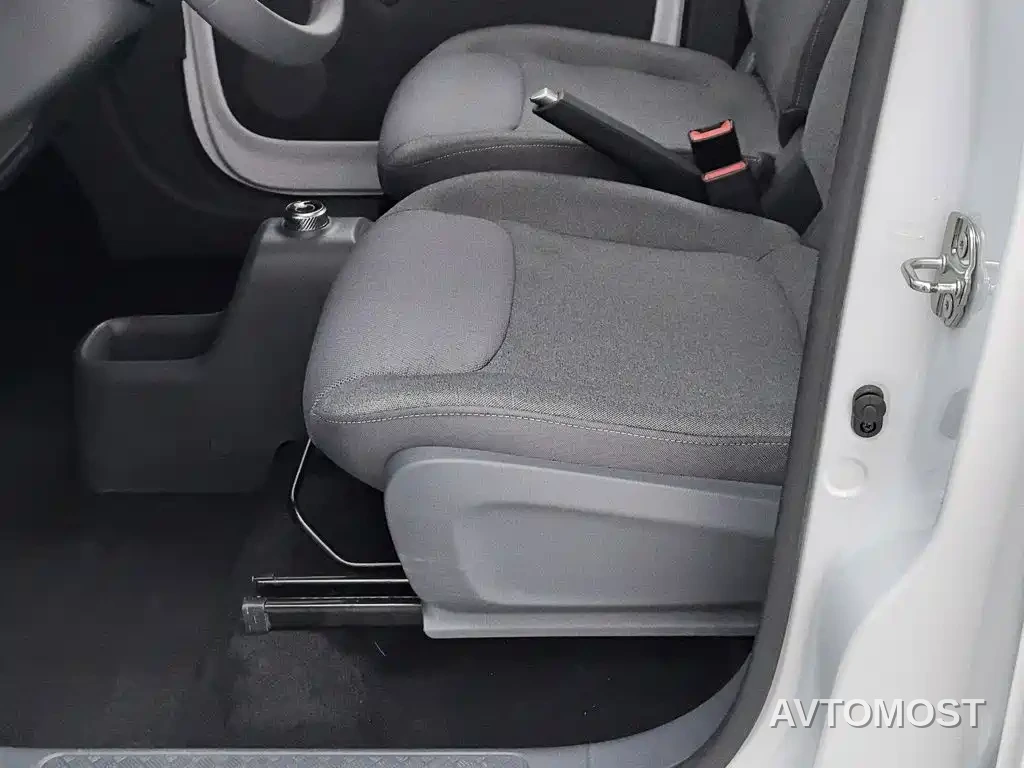 Wuling Zhiguang NEV 2025 Standard Version — фото 17