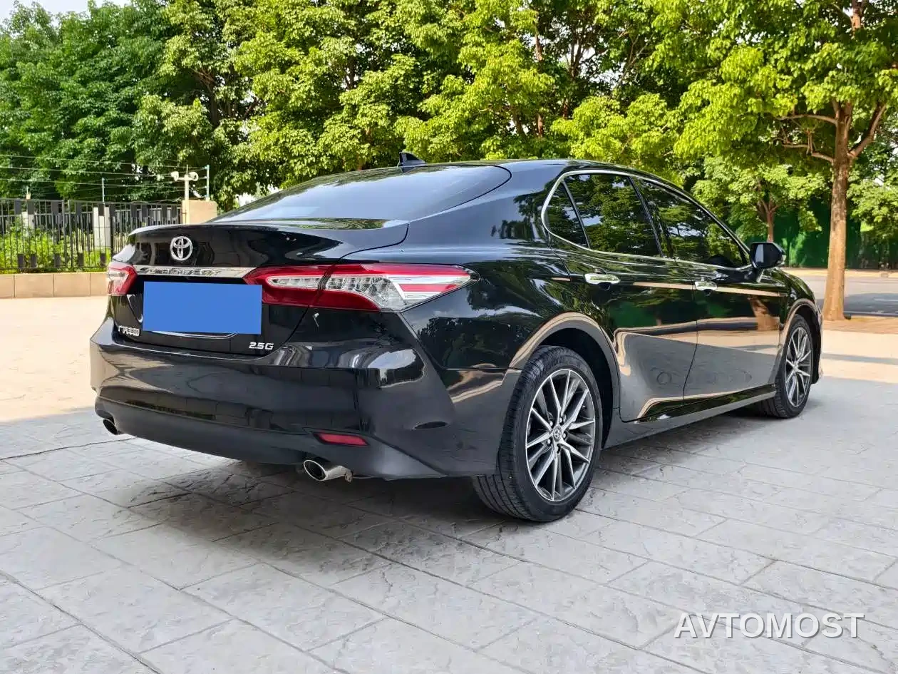 Toyota Camry 2021 2.5G Luxury Edition — фото 6