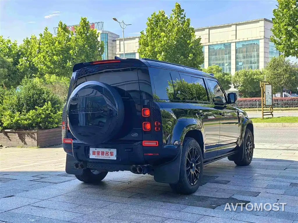Land Rover Defender 2023 Facelift 110 3.0T P400 X-DYNAMIC HSE — фото 7