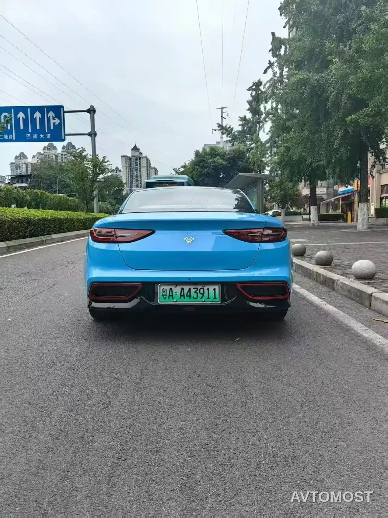 Nezha GT 2023 580 AWD Sport Edition — фото 7