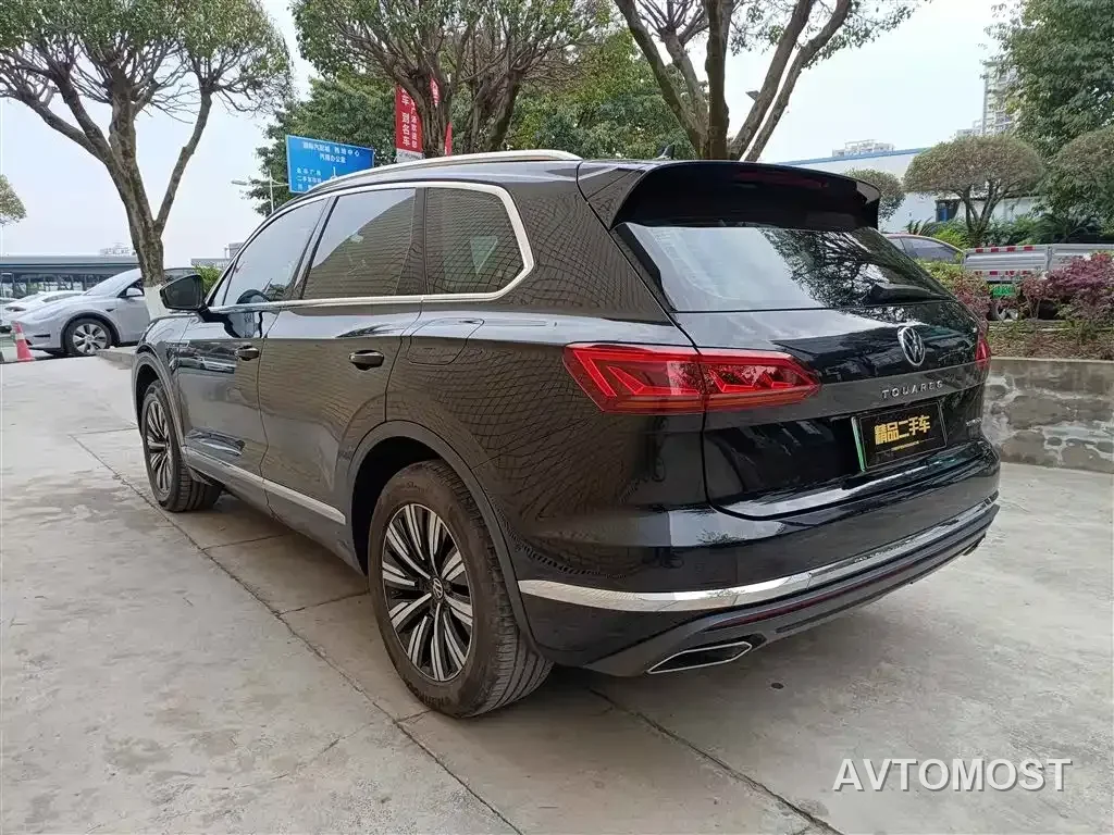Volkswagen Touareg New Energy 2021 eHybrid — фото 6
