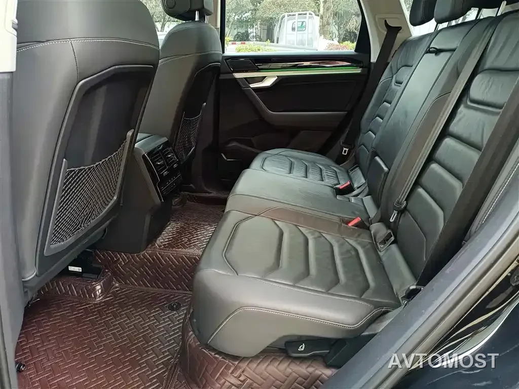 Volkswagen Touareg New Energy 2021 eHybrid — фото 14