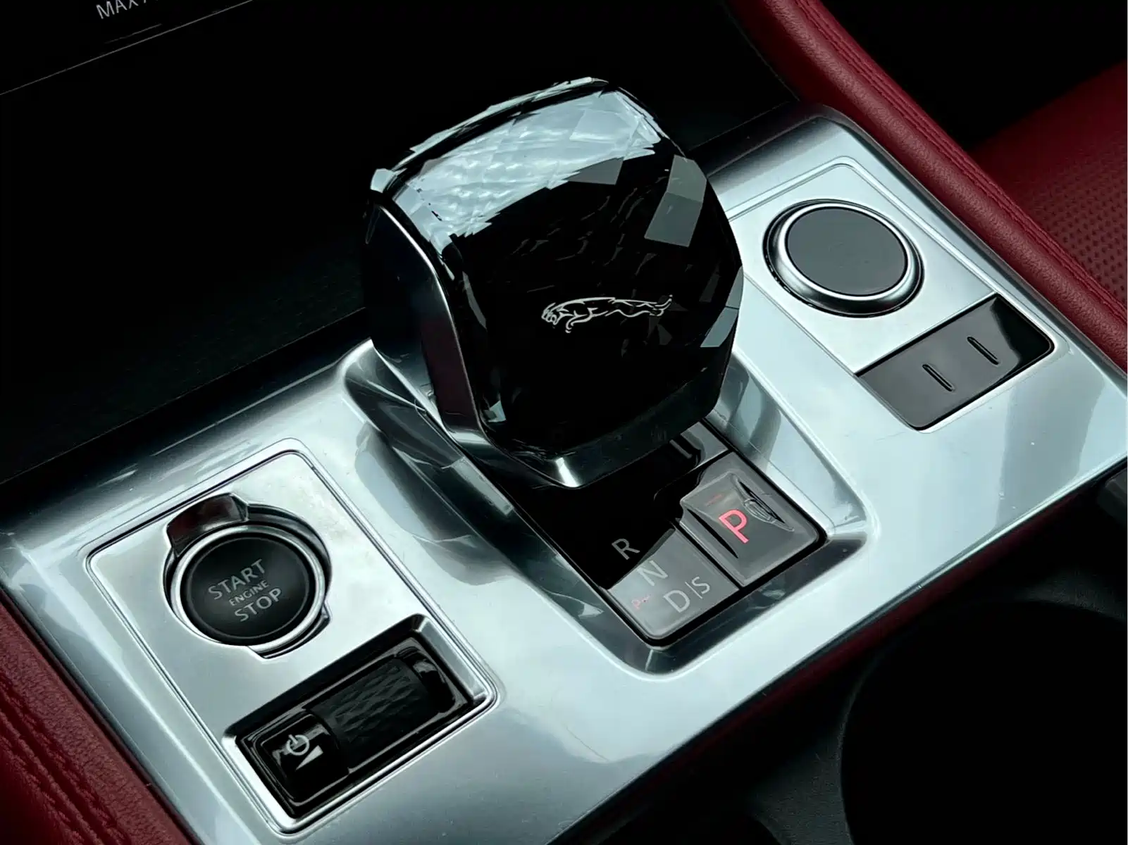 Jaguar F-PACE 2021 340PS R-Dynamic SE — фото 16