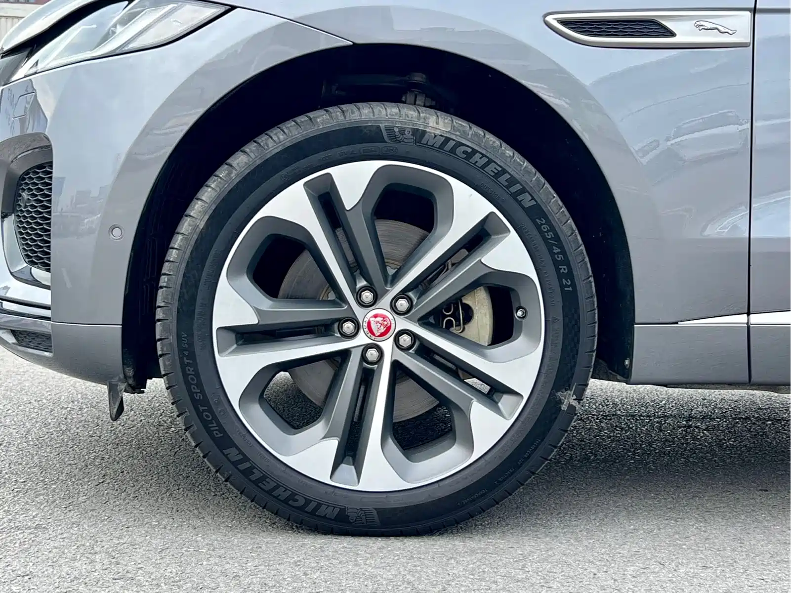 Jaguar F-PACE 2021 340PS R-Dynamic SE — фото 23