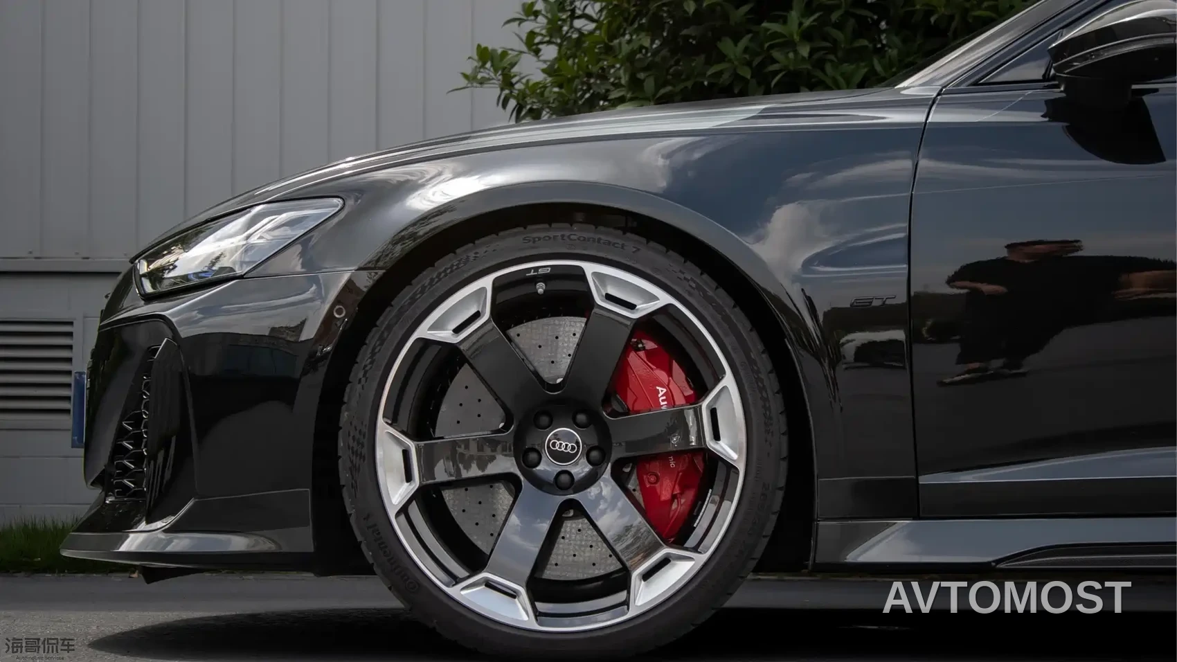 Audi RS 6 2025 RS 6 Avant GT — фото 10