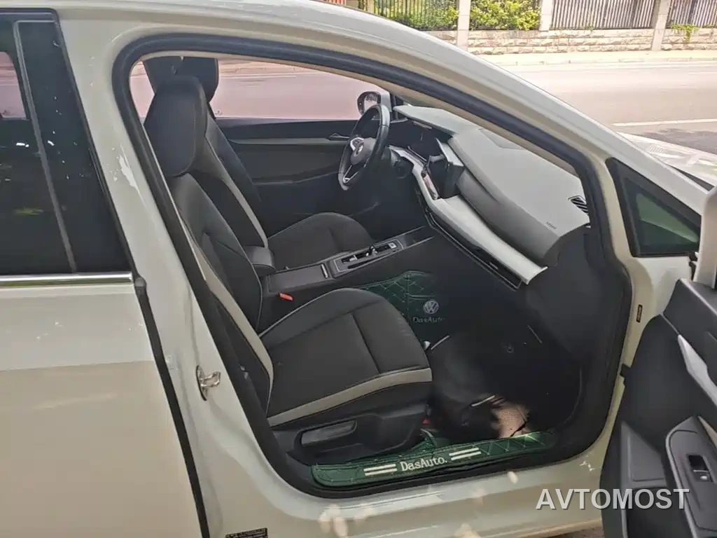 Volkswagen Golf 2021 280TSI DSG Pro — фото 25