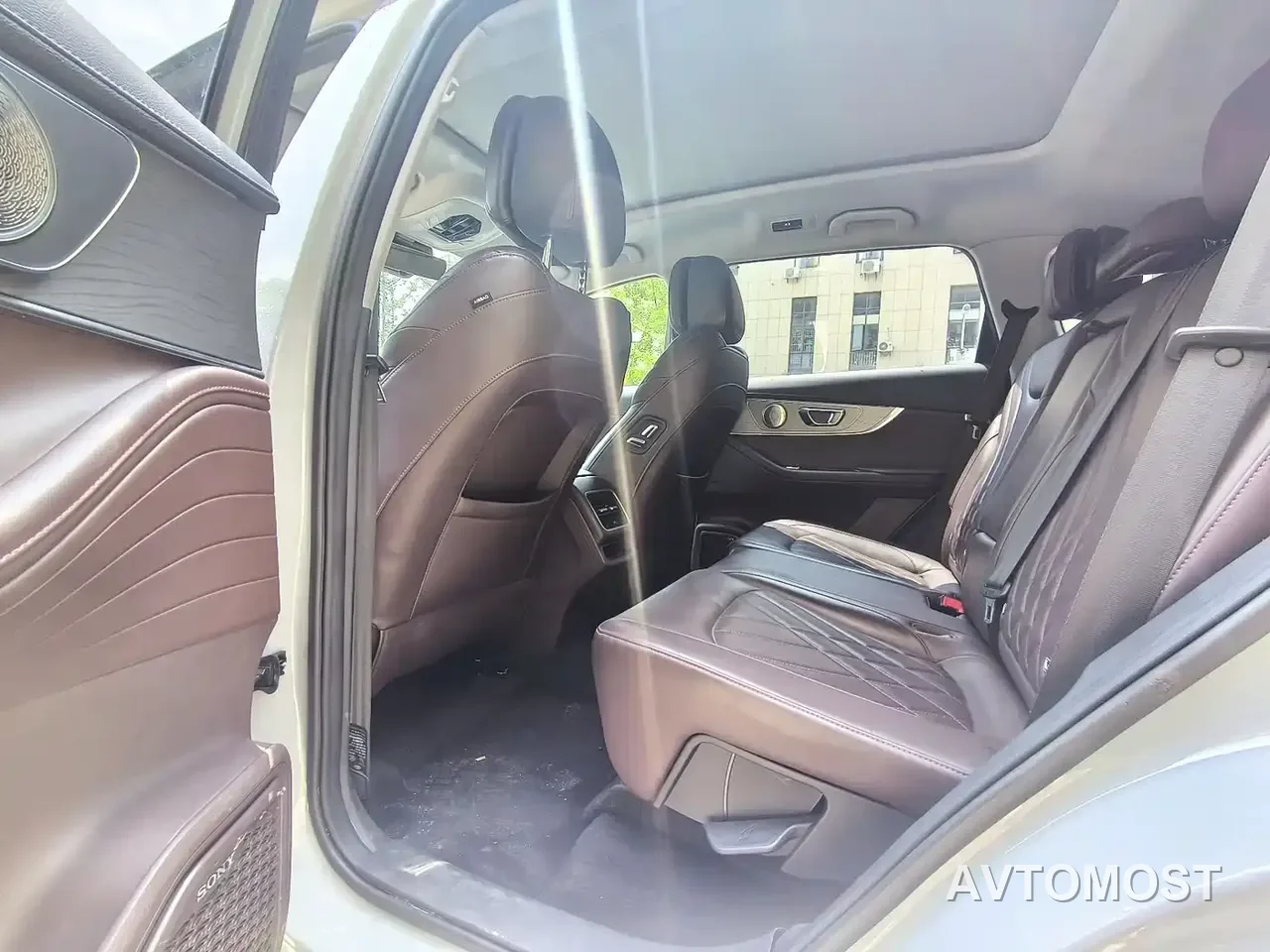 Chery Tiggo 8 PRO EV 2023 1.5T Premium Edition — фото 8