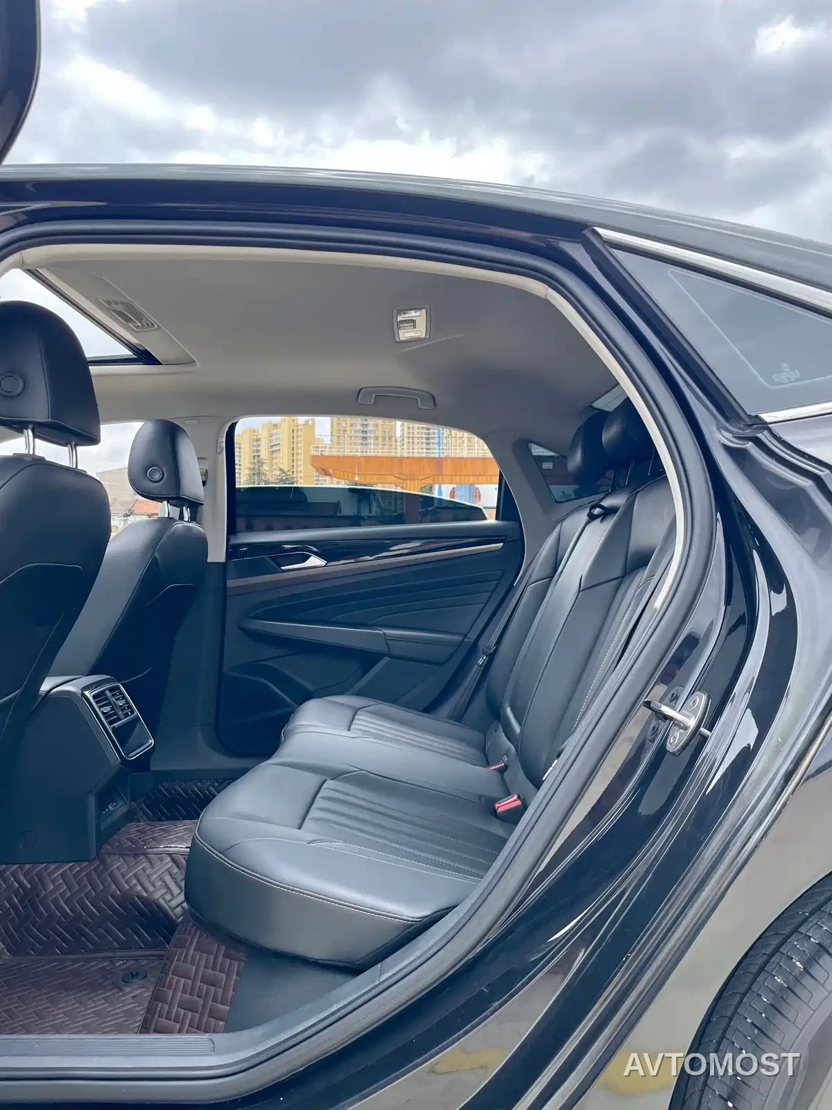 Volkswagen Passat 2020 280TSI Business Edition (China V) — фото 7
