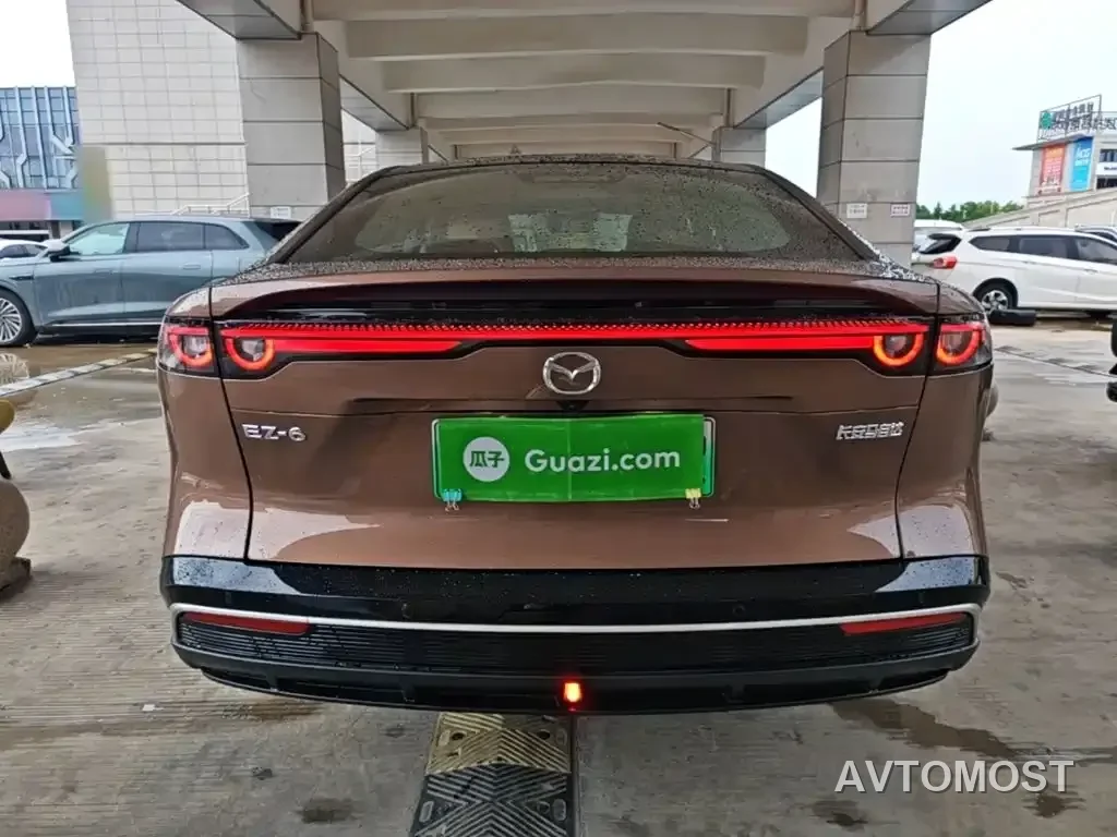 Mazda EZ-6 2024 Extended Range 200 Elegance Edition — фото 6
