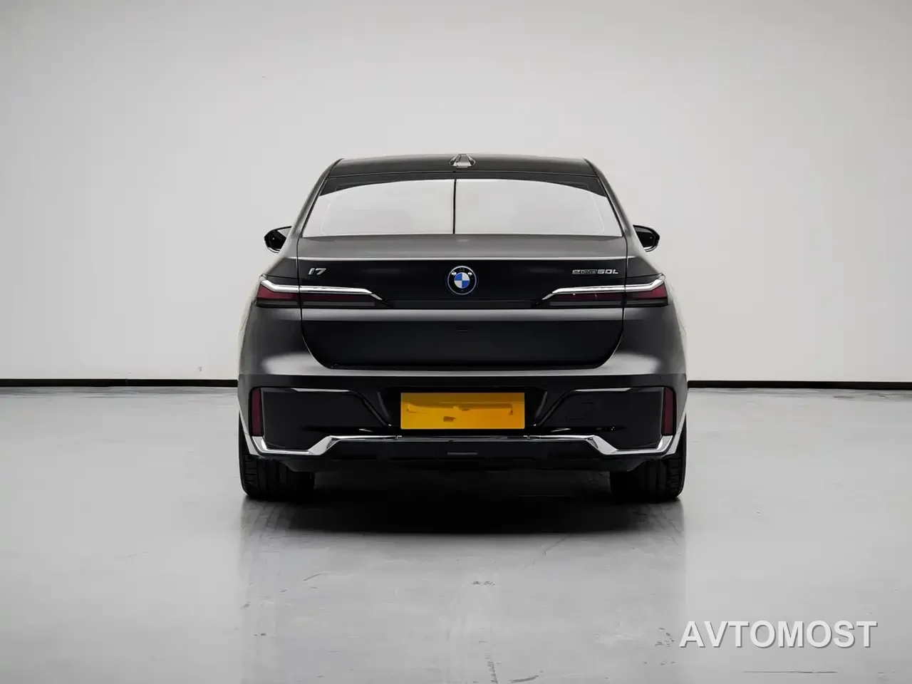 BMW i7 2023 eDrive50L Leading M Sport Package — фото 2