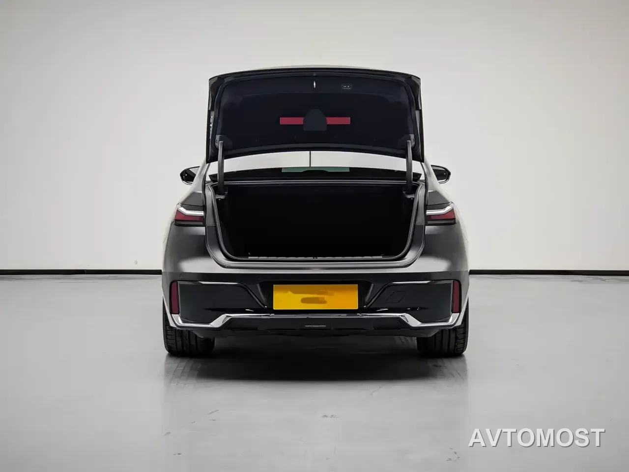 BMW i7 2023 eDrive50L Leading M Sport Package — фото 7