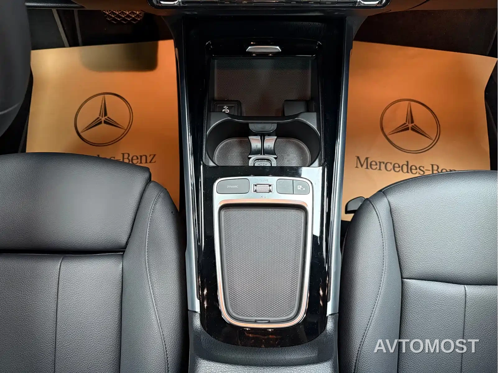 Mercedes-Benz GLB 2024 GLB 200 Fashion — фото 8