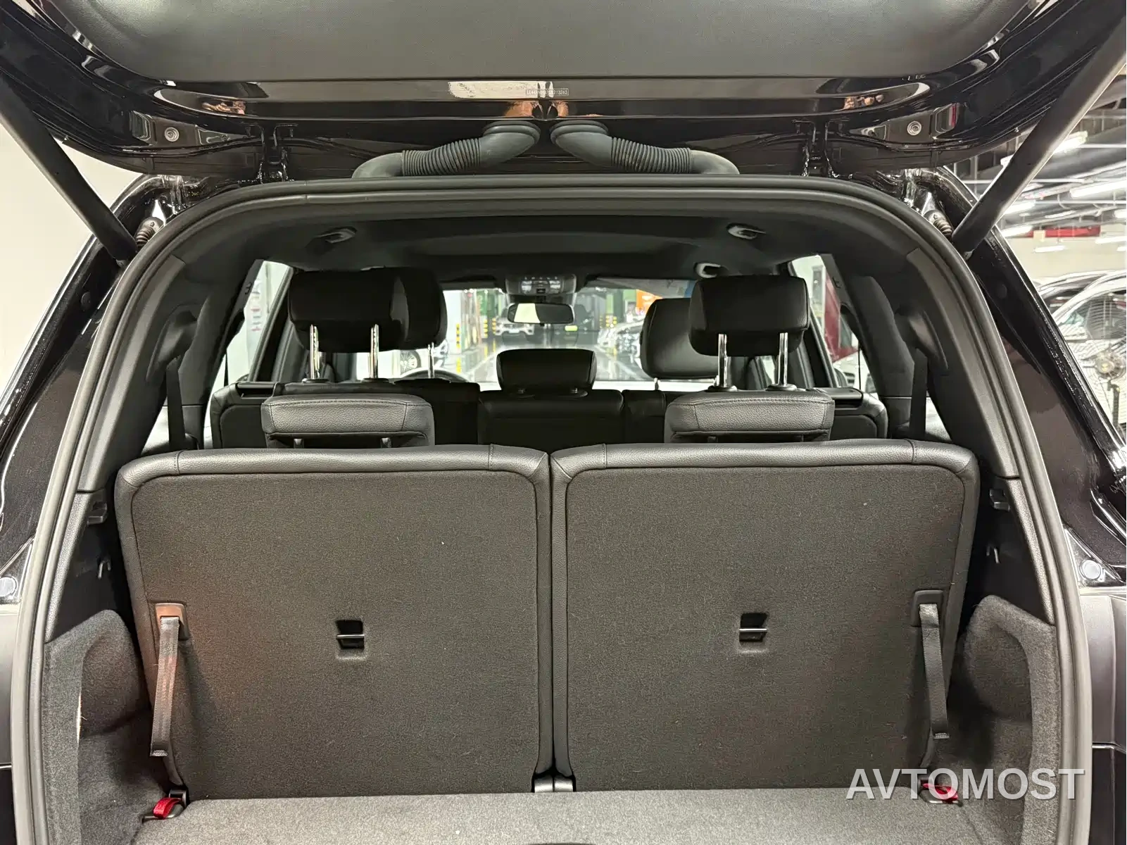 Mercedes-Benz GLB 2024 GLB 200 Fashion — фото 13