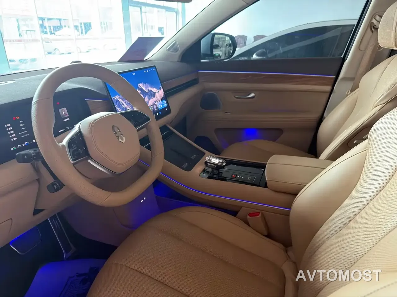 AITO M7 2024 1.5T RWD Plus 5-Seater — фото 4