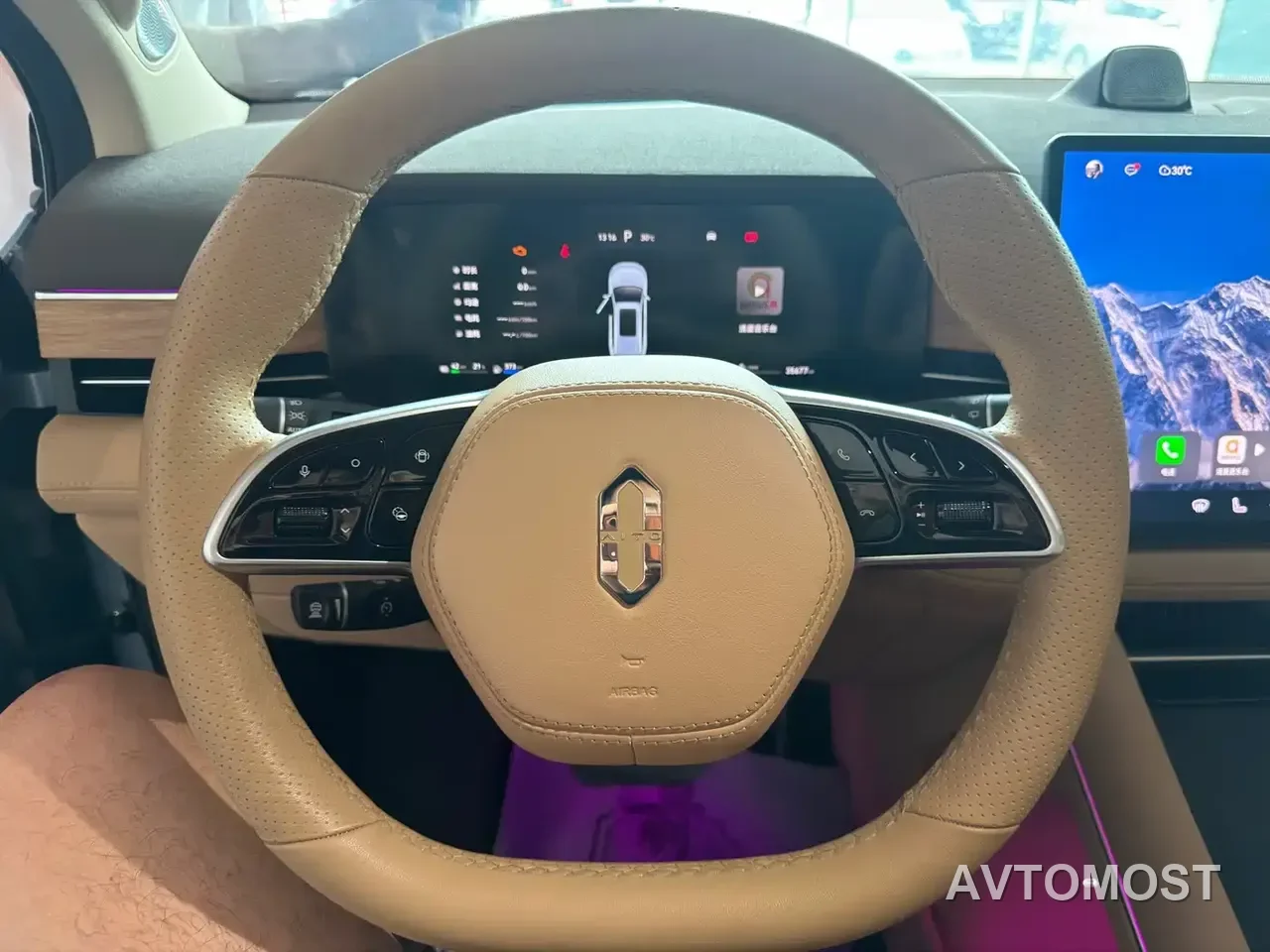 AITO M7 2024 1.5T RWD Plus 5-Seater — фото 11