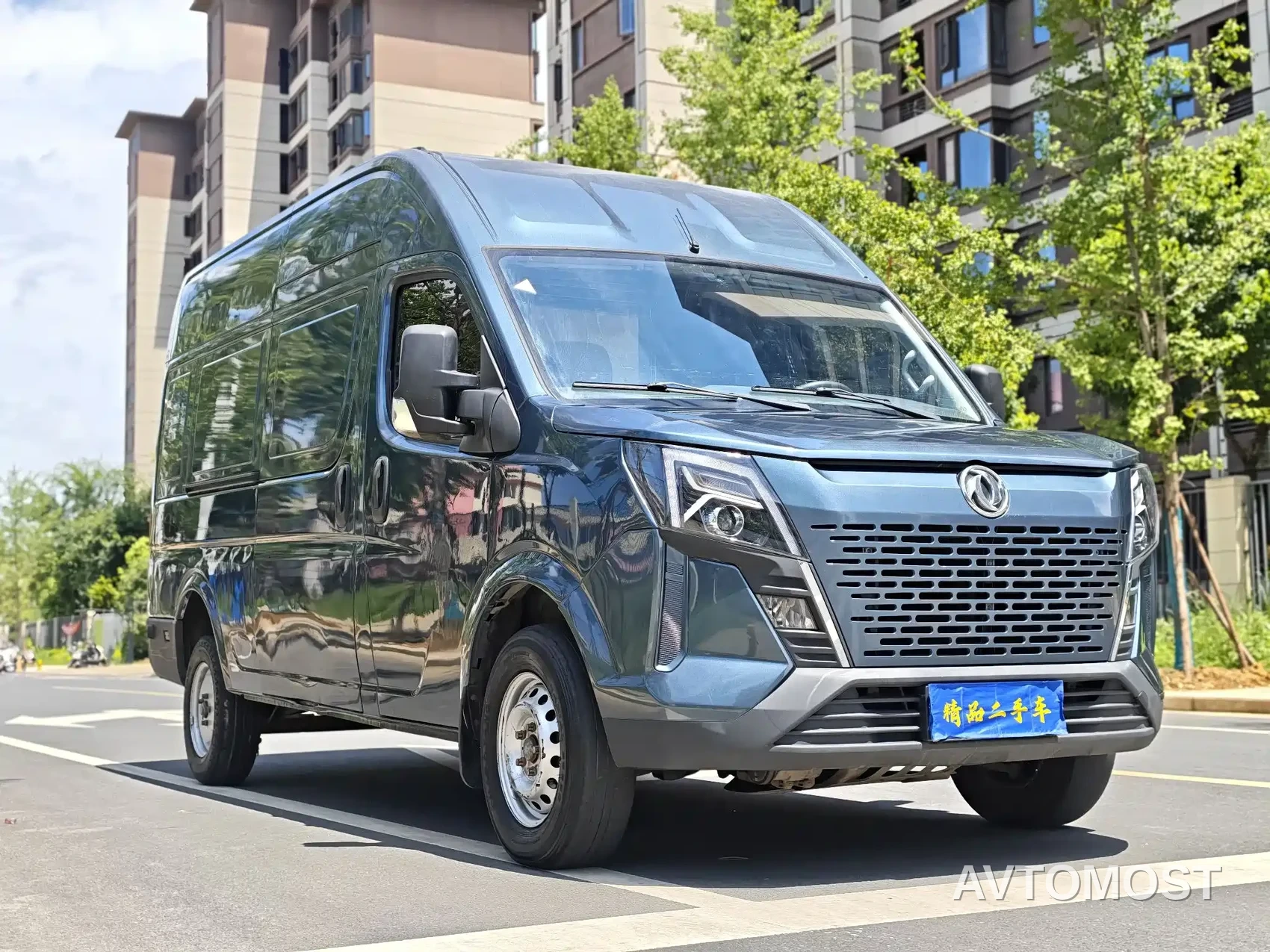 Dongfeng Yufeng 2023 V9+ 2.3T Manual FWD Van Long Wheelbase High Roof 3 Seater — фото 3