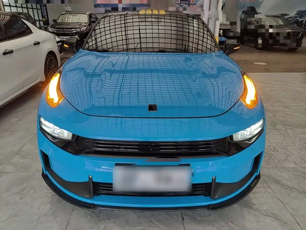 Lynk & Co 03 2022 03+ Cyan Custom Performance Package — фото 3