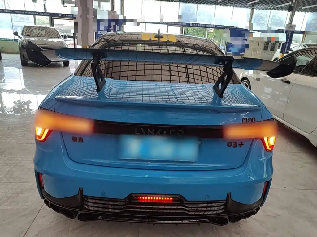 Lynk & Co 03 2022 03+ Cyan Custom Performance Package — фото 4