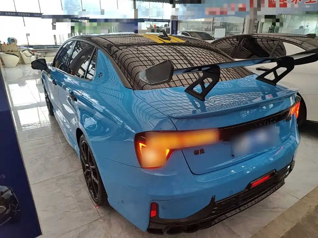 Lynk & Co 03 2022 03+ Cyan Custom Performance Package — фото 23